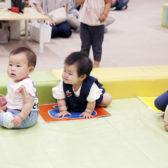 秋物出したらハイハイレース🌞